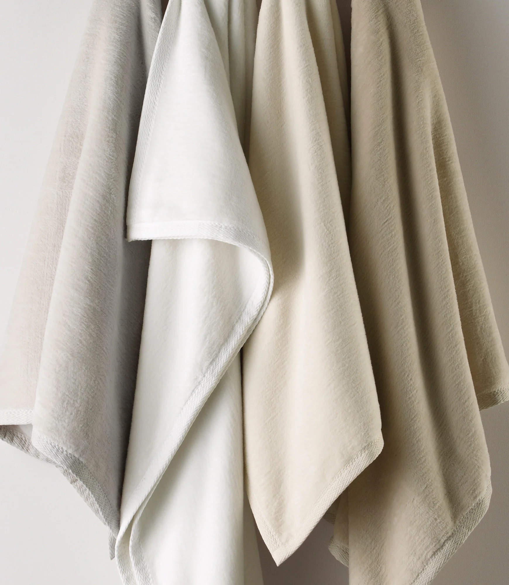 All Seasons Cotton Blanket - Image 3