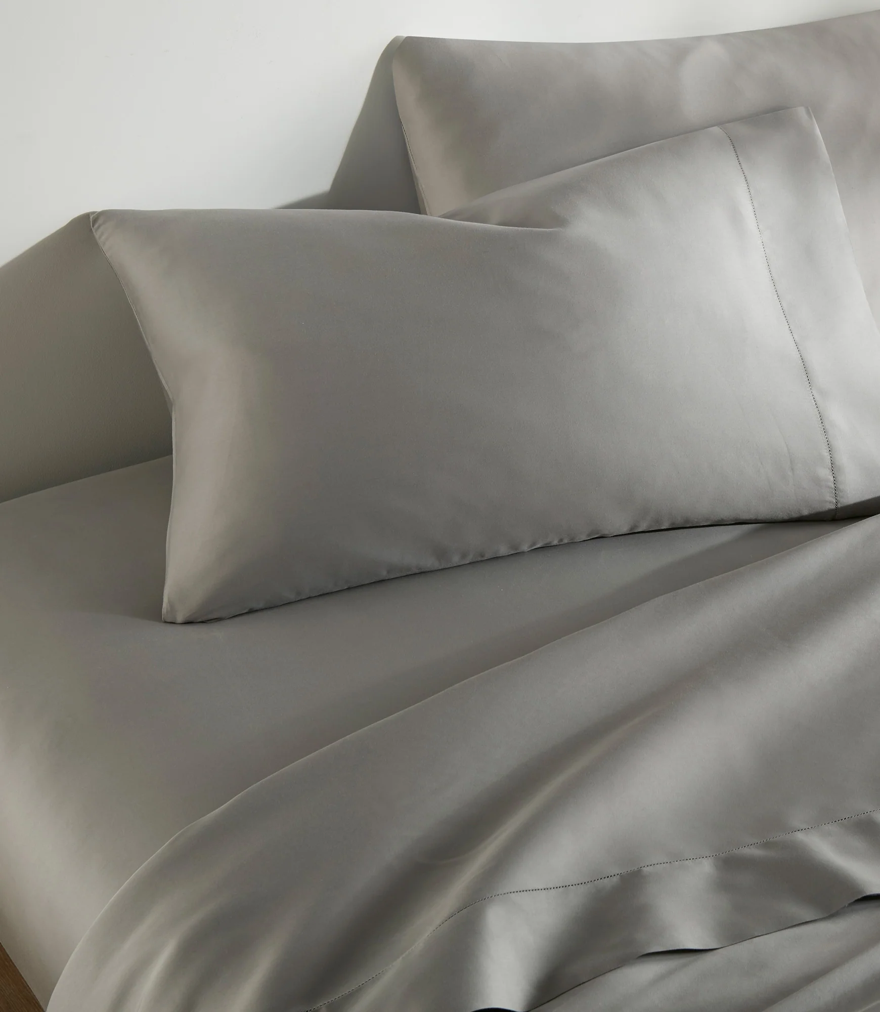 Clara Sateen Sheet Set - Image 14