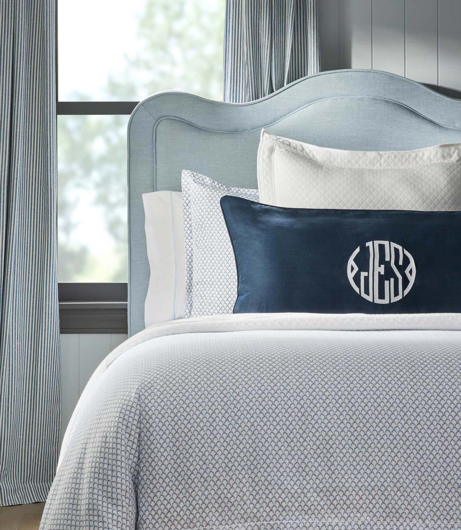 Demi Classic Printed Duvet Set - Image 2