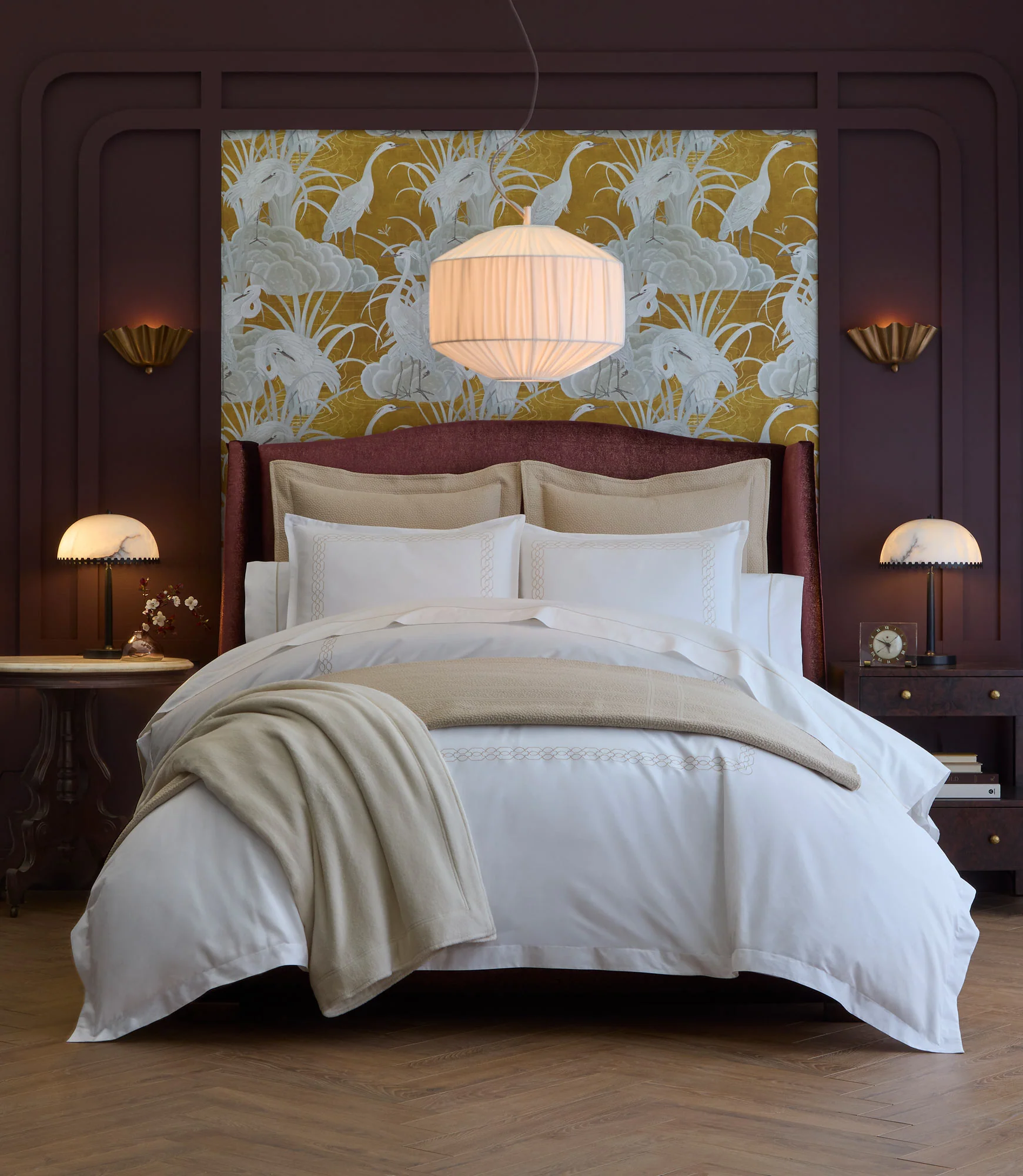 Filigree Classic Embroidered Duvet Set - Image 4