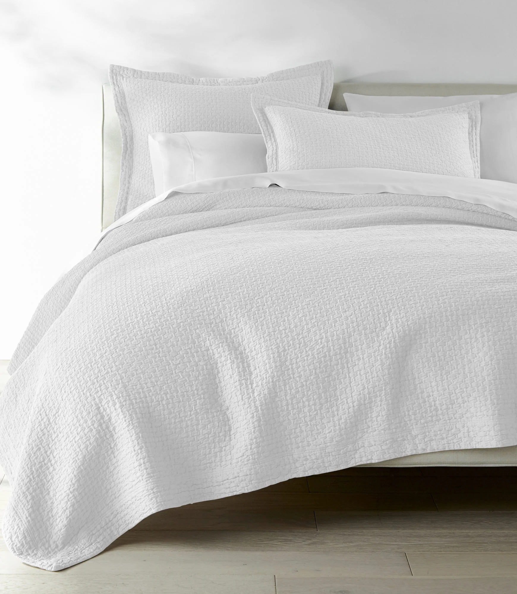 Juliet Matelassé Coverlet - Image 7