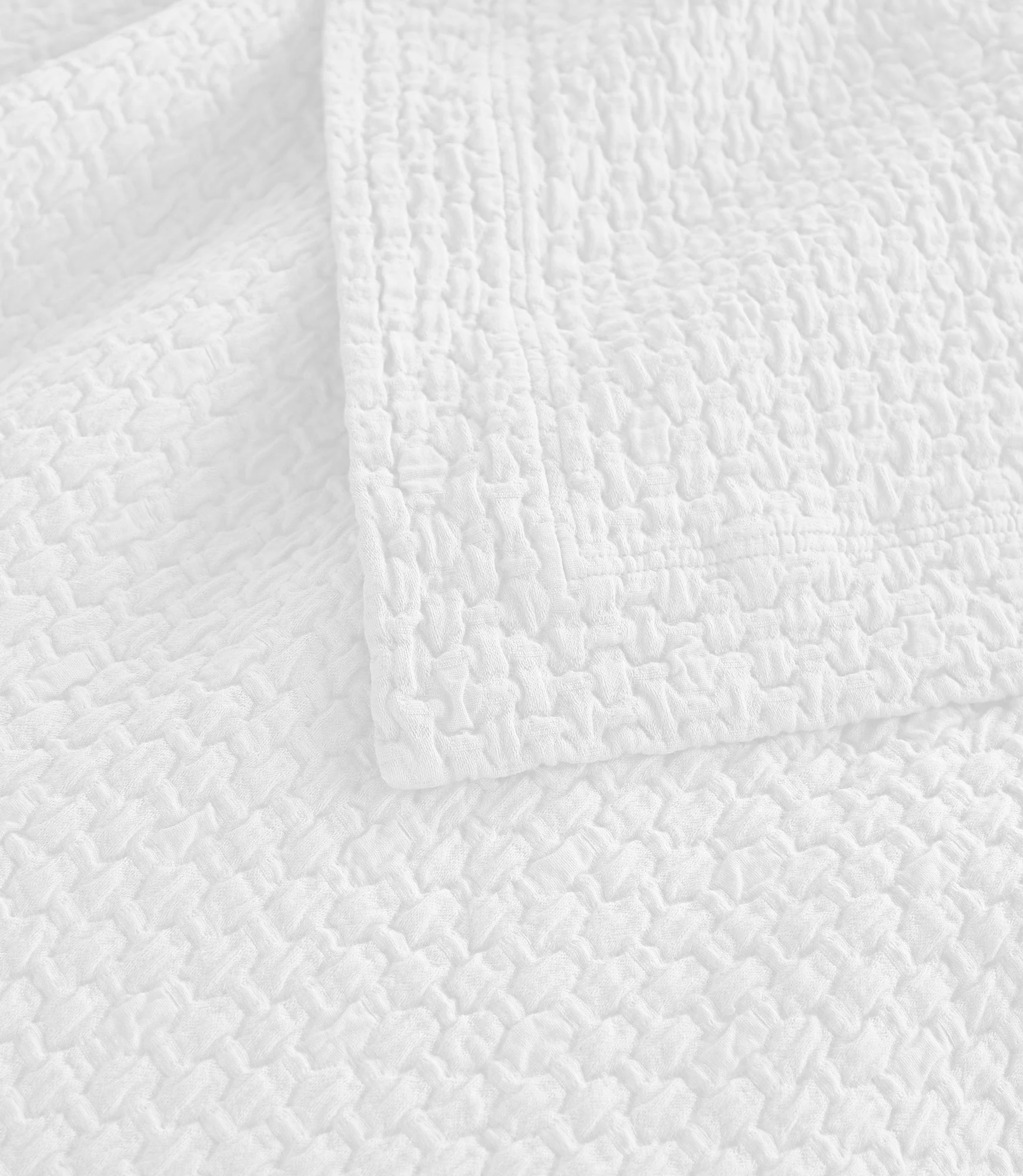 Juliet Matelassé Coverlet - Image 8