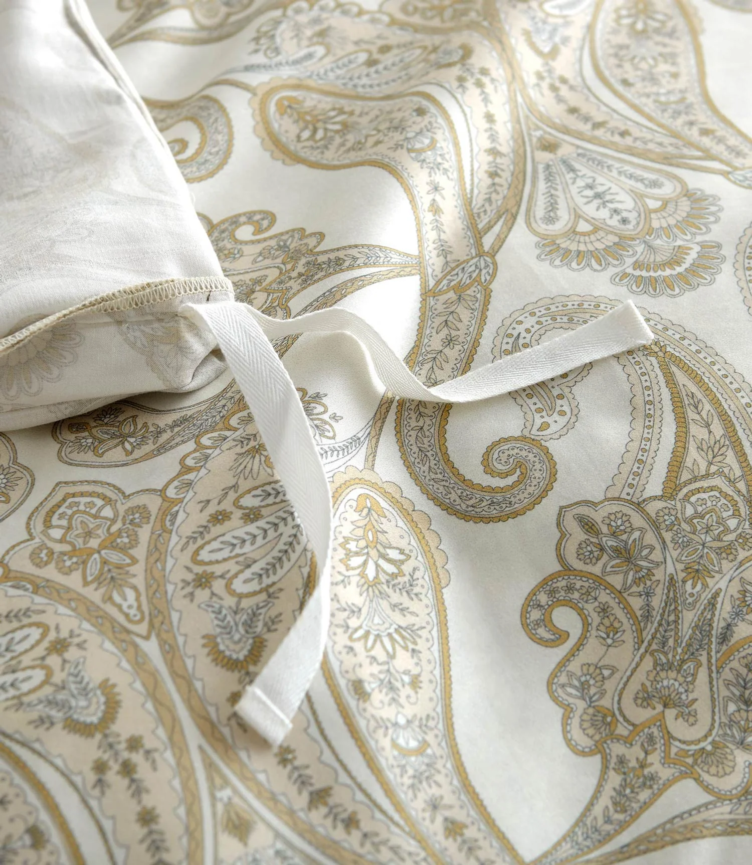 Paisley Pearl Classic Printed Duvet Set - Image 8